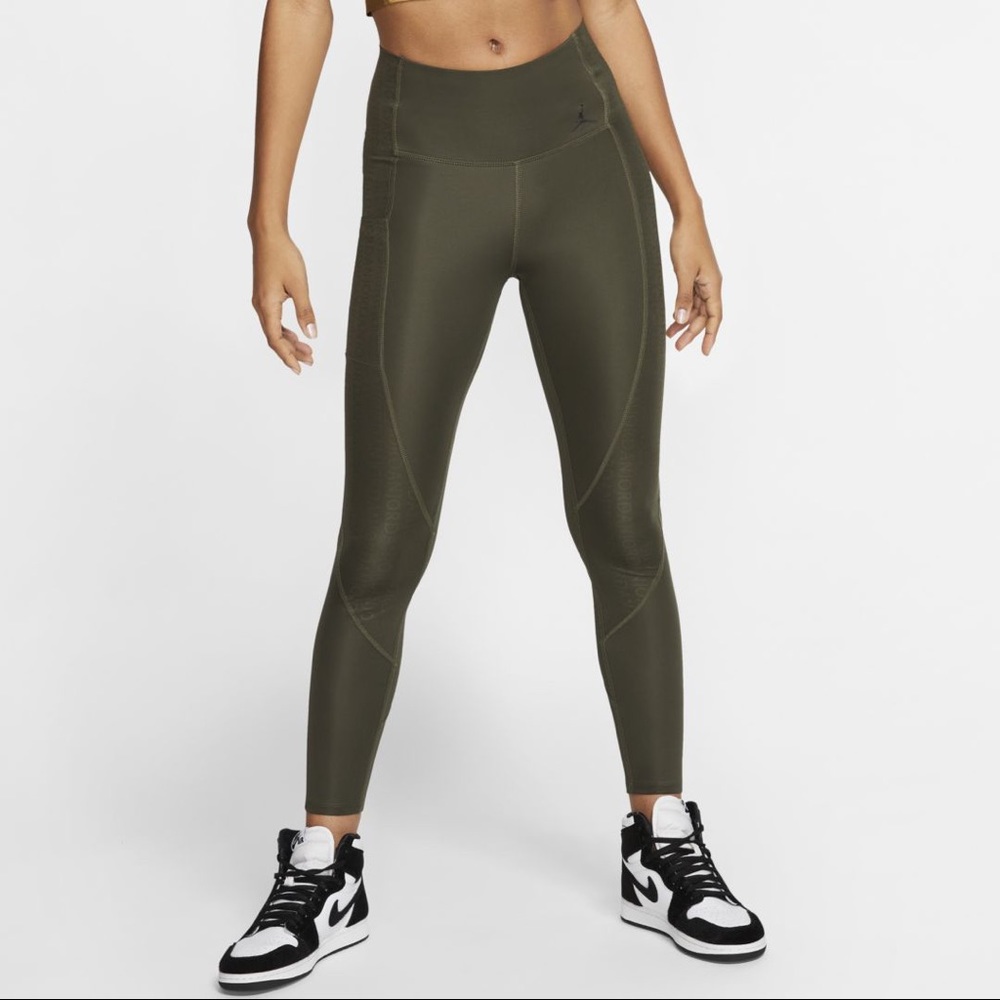 Olive Jordan Leggings—Women’s Size M